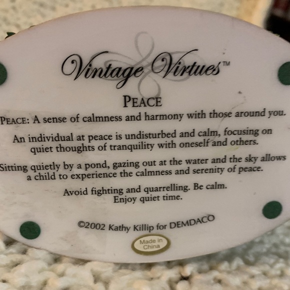 Peace Girl Fishing figurine, 2002. Vintage. - Picture 5 of 5